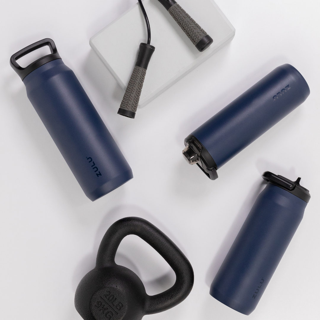 base-stainless-steel-bottle-with-three-lids-b8 zulu_base_navy_1_833e5a5b-ef76-4a12-bb70-abb75cbc2014.png